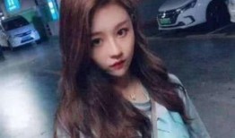 网红吃瓜十三姨抖音,抖音网红“吃瓜十三姨”带你领略网络吃瓜文化