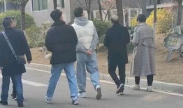 以前网红吃瓜事件是什么,网红吃瓜事件背后的真相与反思