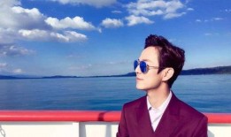 何炅肖战最新爆料,揭秘娱乐圈背后的故事与情感纠葛