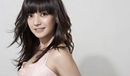 天涯爆料娱乐圈恋爱,明星甜蜜互动引热议