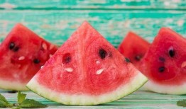 娱乐圈吃瓜文案朋友圈,揭秘明星幕后故事