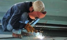 爆料时间电焊视频,揭秘幕后电焊视频背后的故事